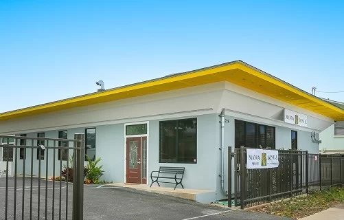 Manoa Dental Picture 1
