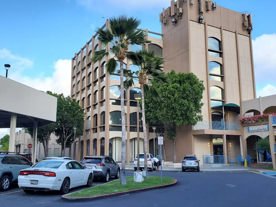 Pure Smiles Hawaii - Lisa Whang Shirai, DDS (Dentist in Honolulu) Picture 7