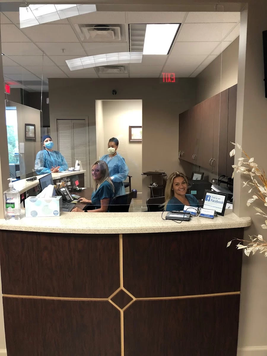 Pinnacle Endodontics, Periodontics, and Implants Picture 9