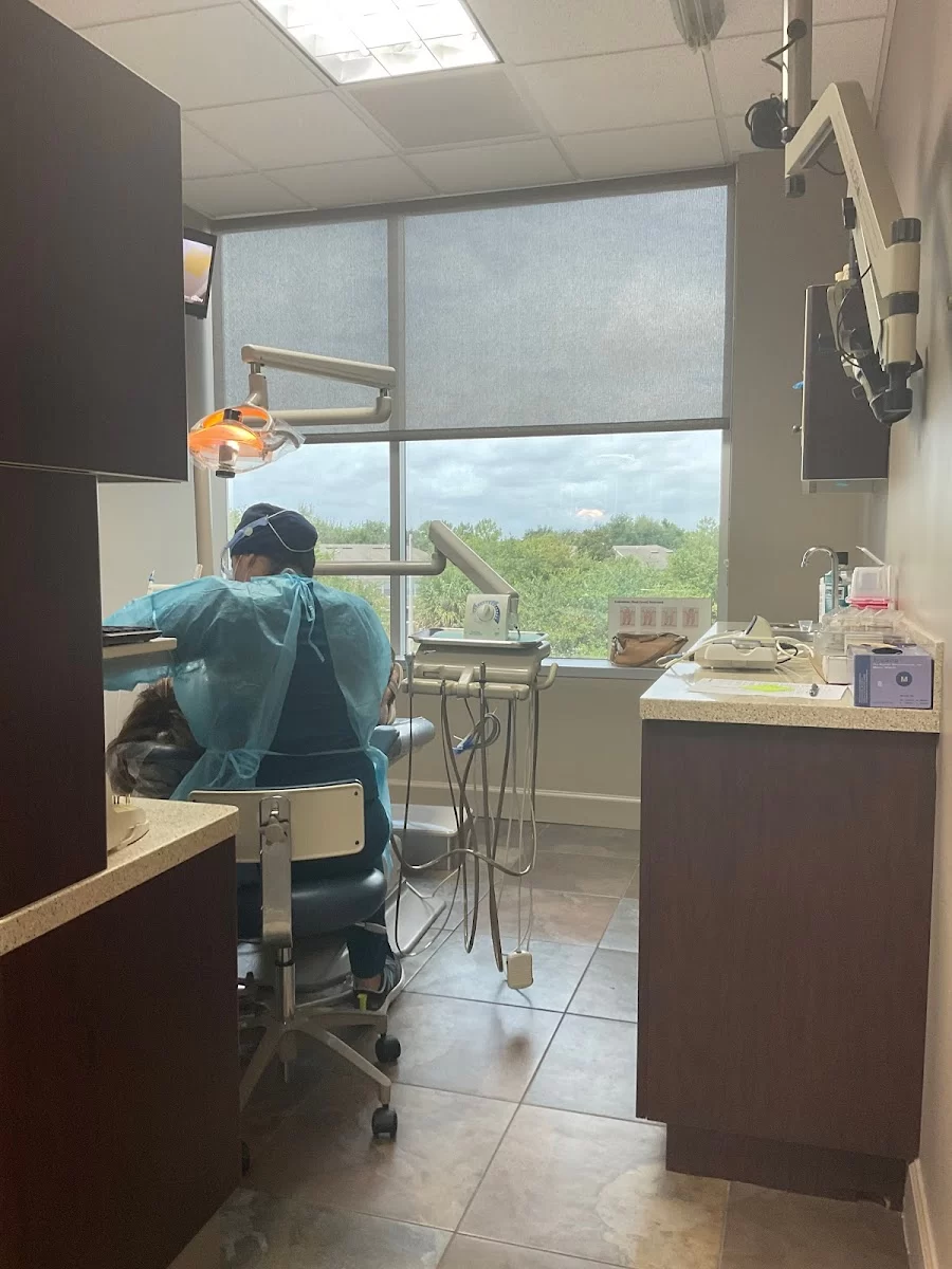 Pinnacle Endodontics, Periodontics, and Implants Picture 10