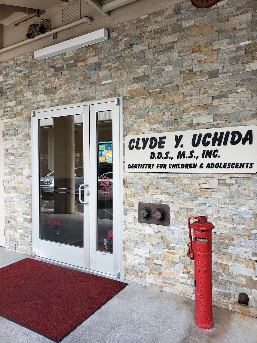 Uchida Clyde Y DDS Picture 5