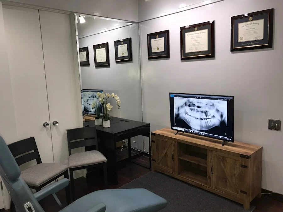 Ray Orthodontics of Montebello Picture 2