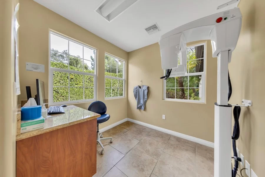 Flintridge Dental Studio Picture 5