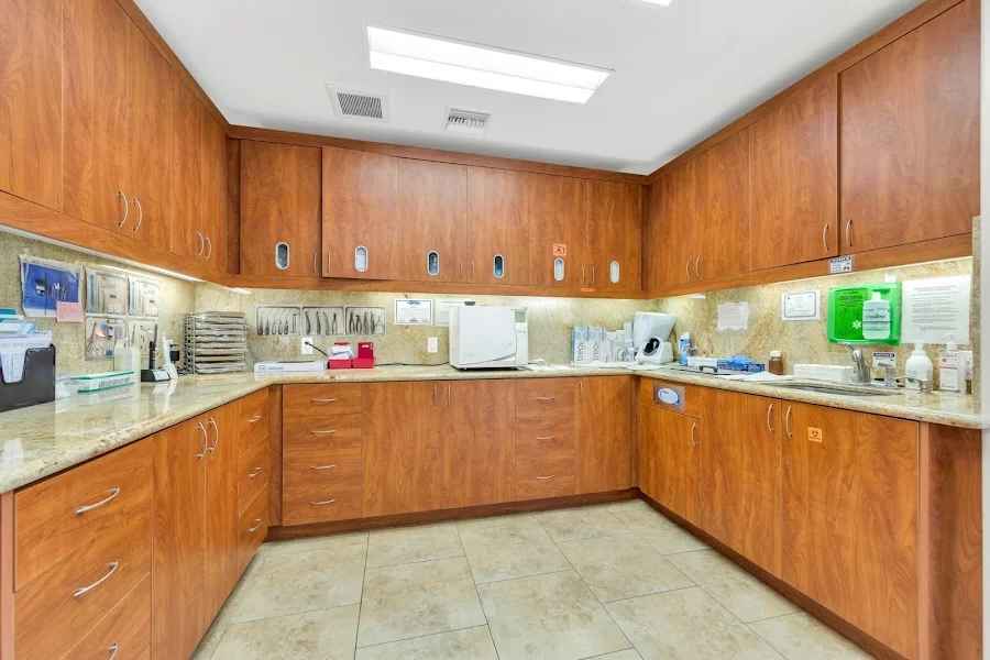 Flintridge Dental Studio Picture 6