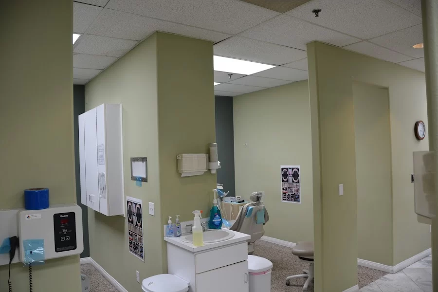 Family Dentistry Dr. Vahag Mehrabian Picture 5