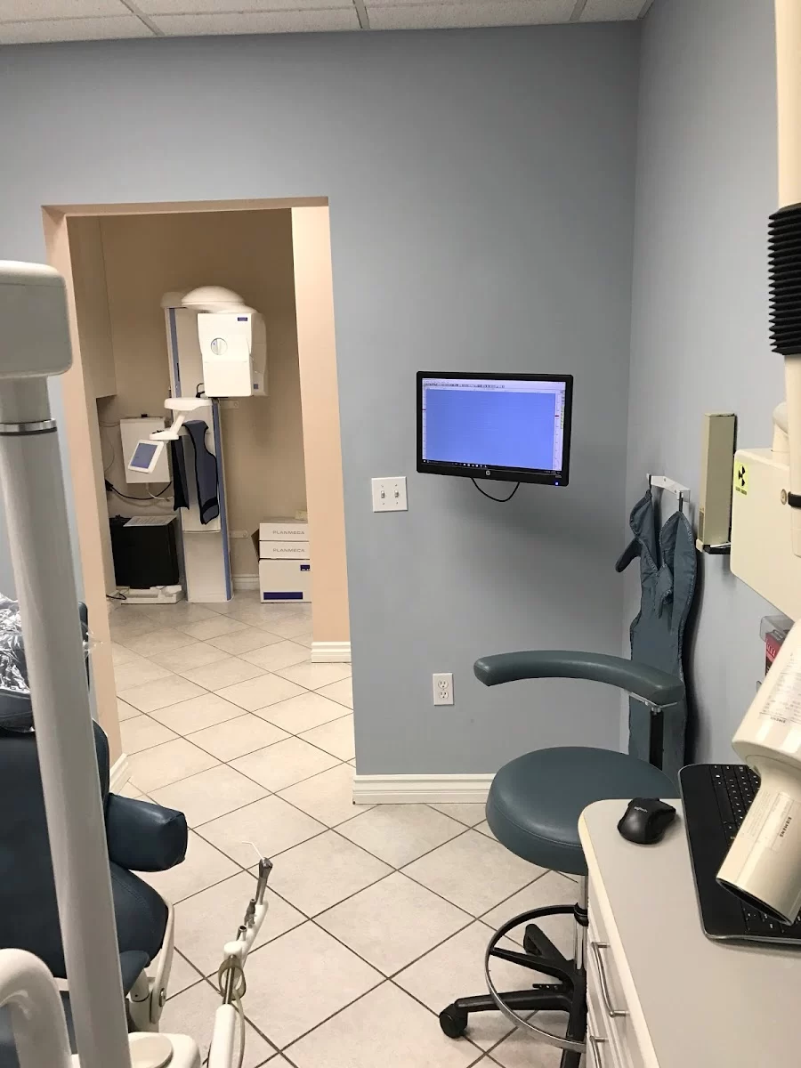 Saryan Dental Picture 10