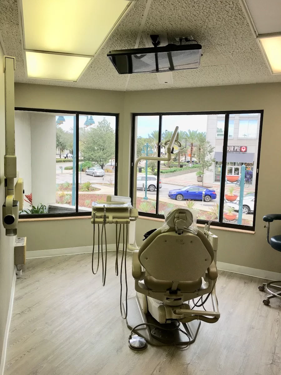 Lake Eola Dental Picture 10