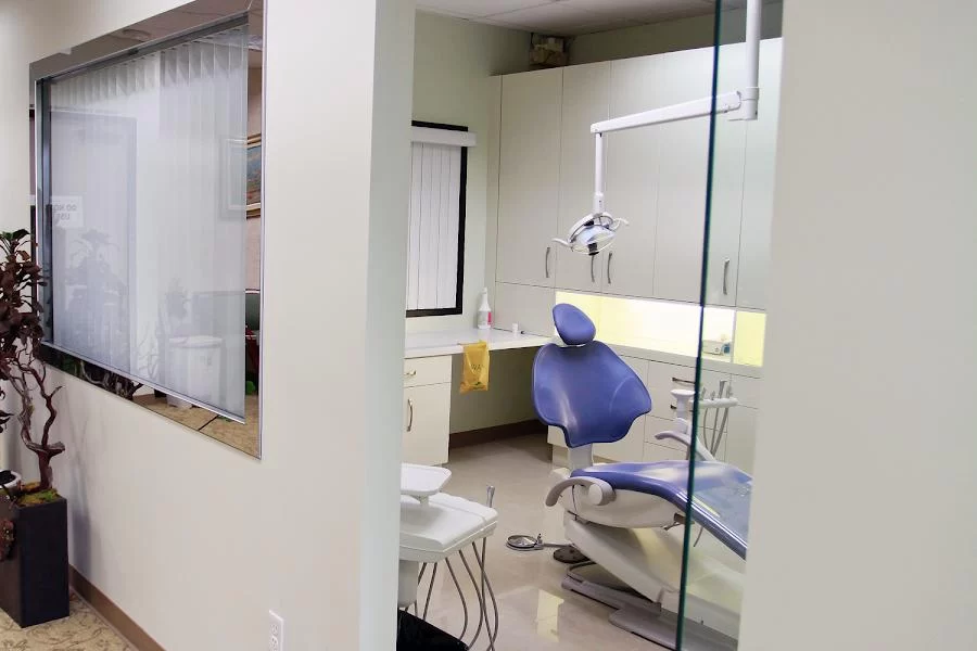 Seonho Ha Prosthodontics Picture 5