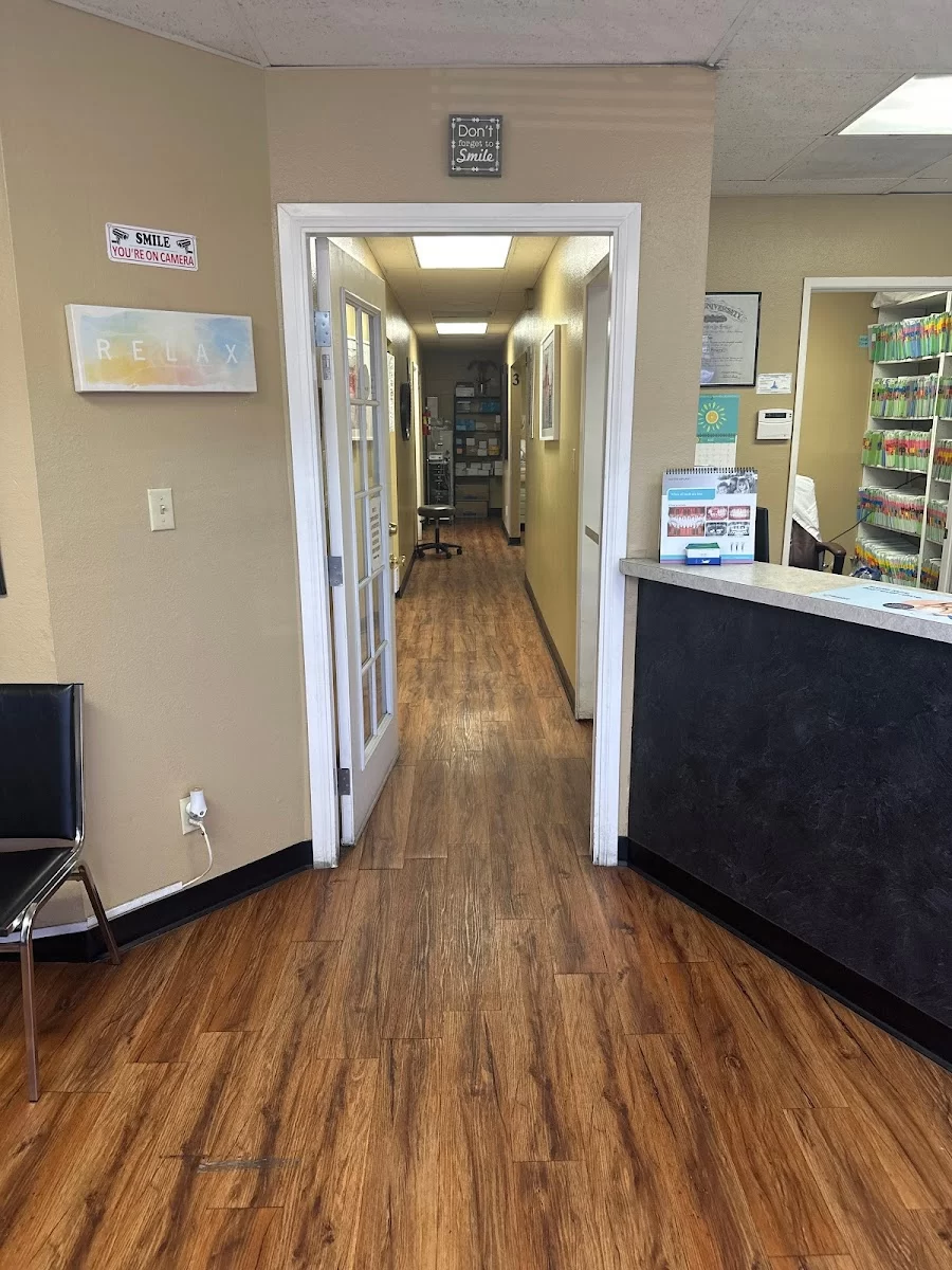 Cal Dental of Van Nuys Picture 7