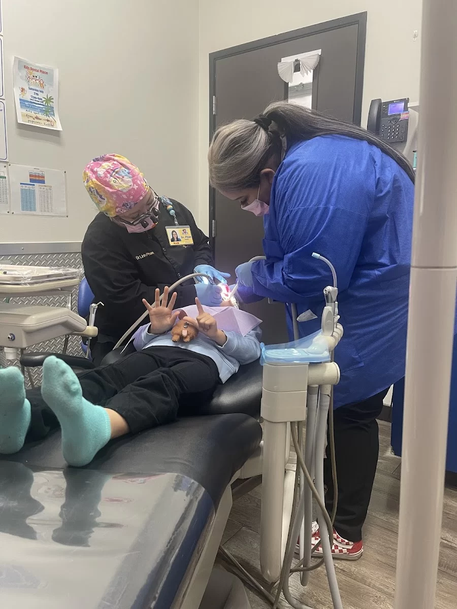 Kids and Teen Dental Place Picture 3