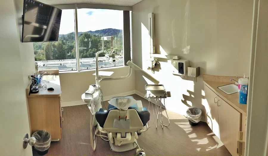 Elevate Dental Encino Picture 5