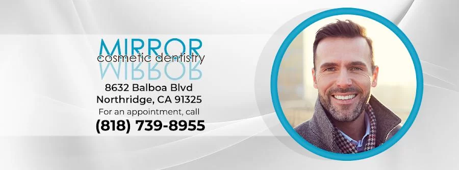 Mirror Cosmetic Dentistry Picture 1