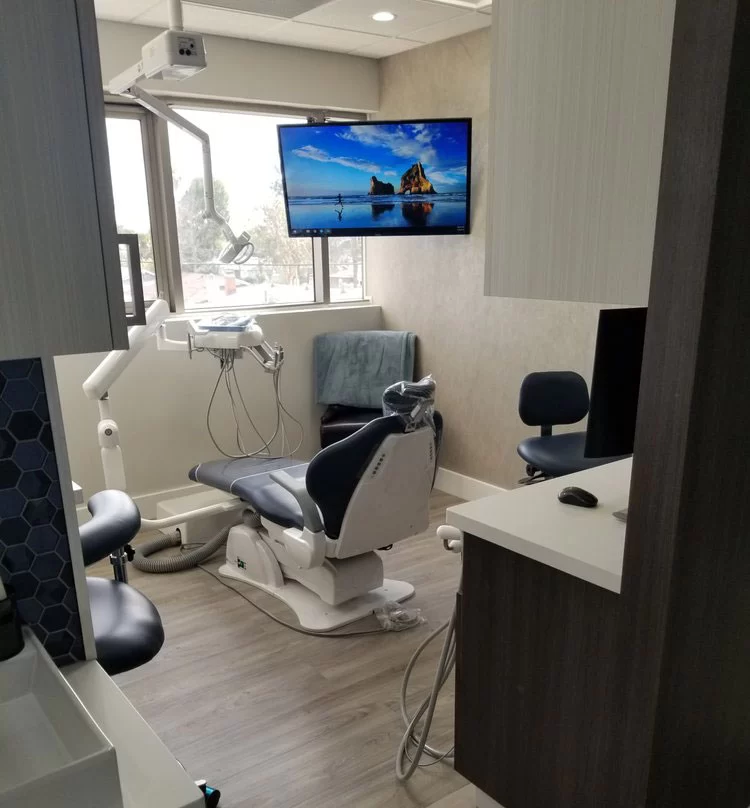 Mission Hills Dental Picture 7