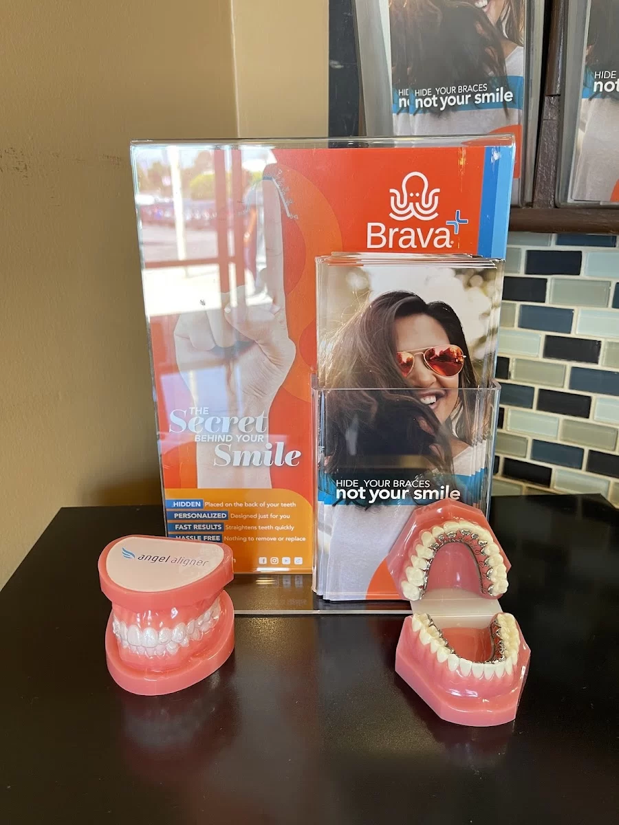 9 to 7 Dental & Orthodontics - Panorama City Picture 6