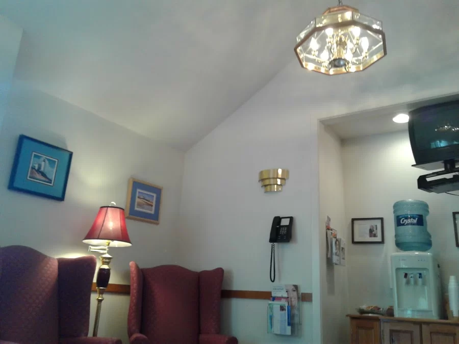 Silverside Dental Associates: Brice Darla M DDS Picture 1
