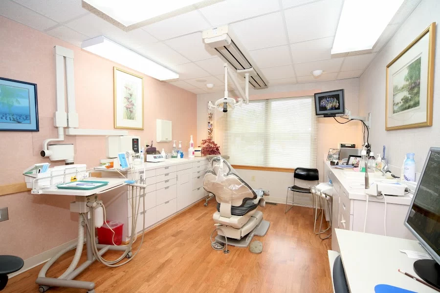 Norwich Family Dental Associates Picture 1