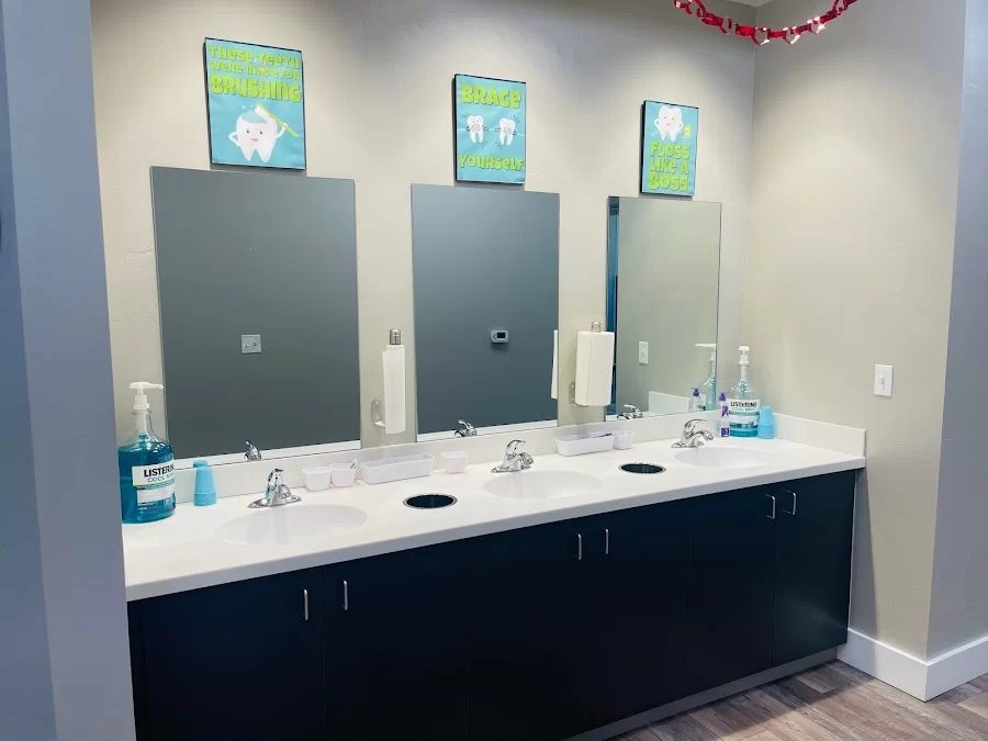 Braces Comfort Dental Space Center Picture 1