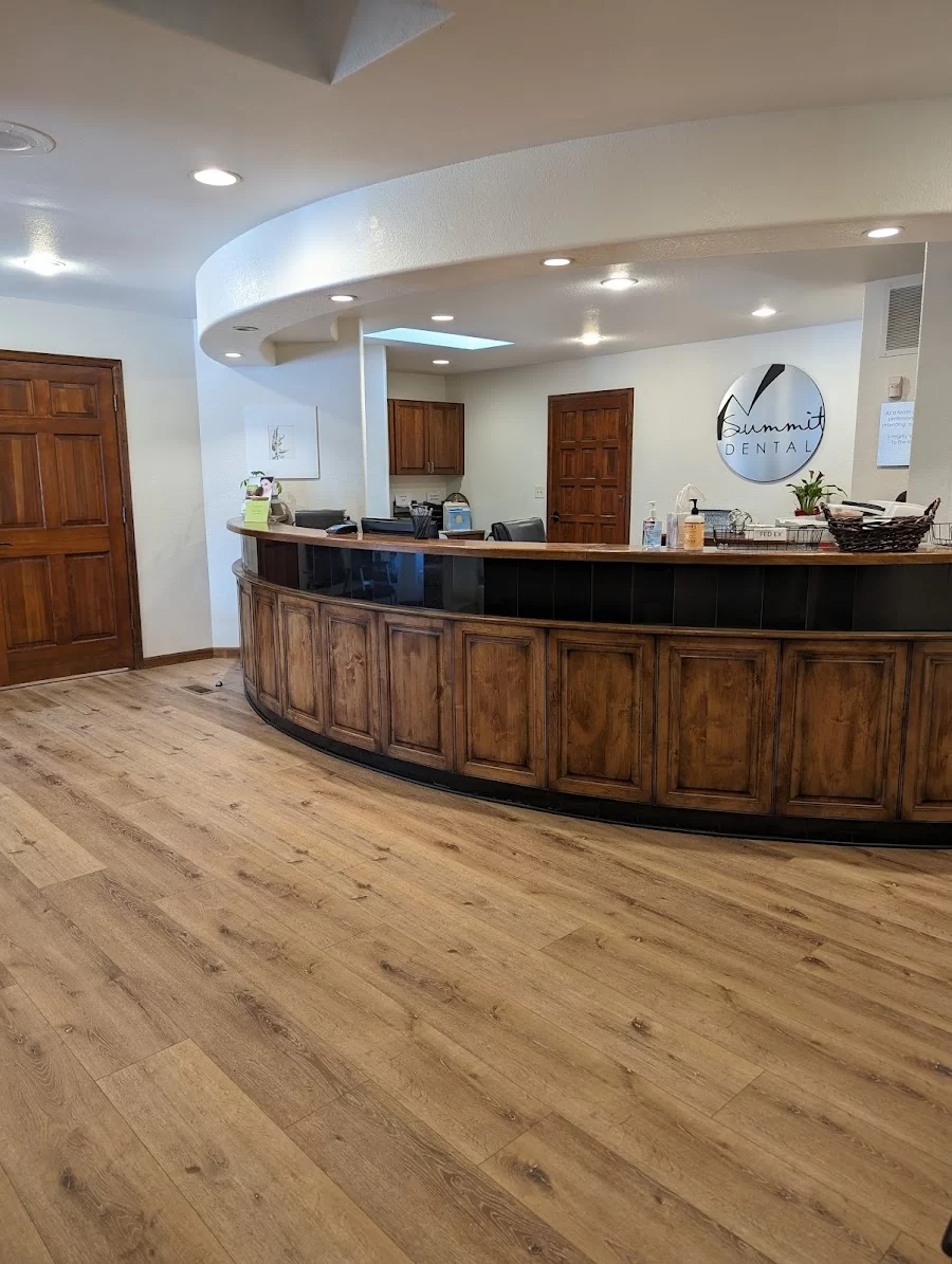 Summit Dental Picture 4