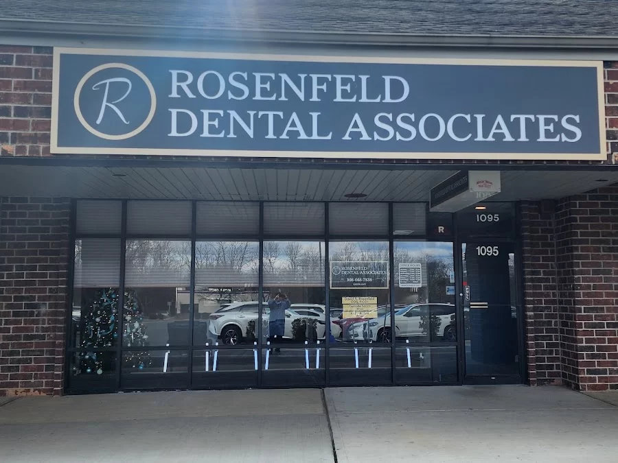 Rosenfeld Dental Associates Picture 1