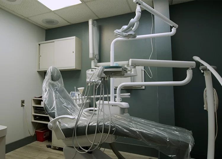 Rosenfeld Dental Associates Picture 8