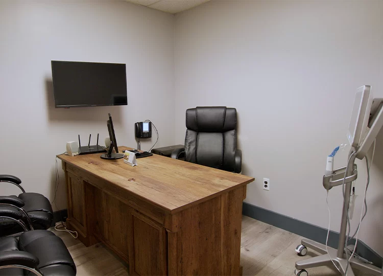 Rosenfeld Dental Associates Picture 7