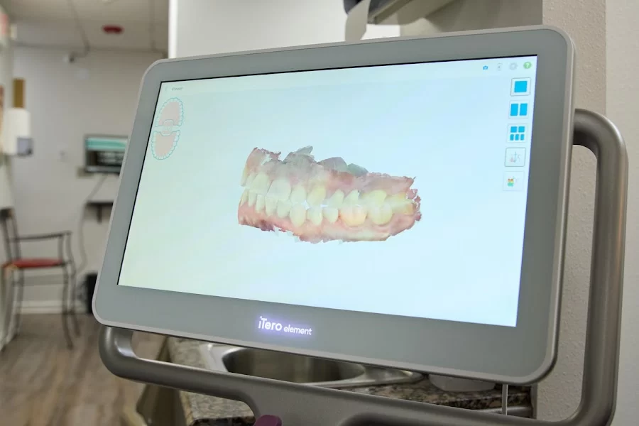 Downey Dental Arts Picture 1