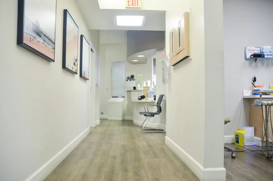 Dentist of Bixby Knolls Picture 2