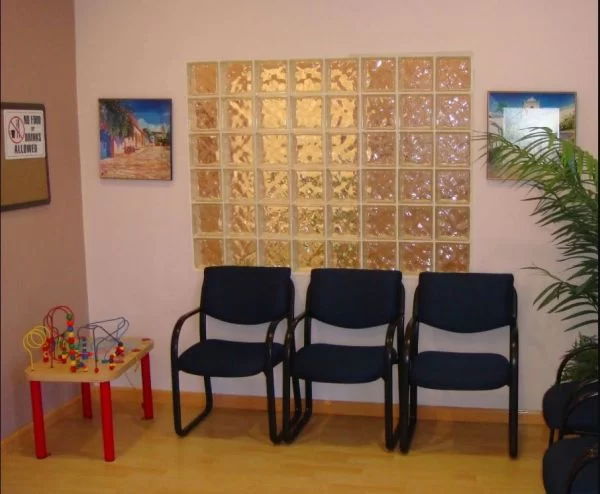 Leila Zamiri DDS - Cherry Office Picture 3