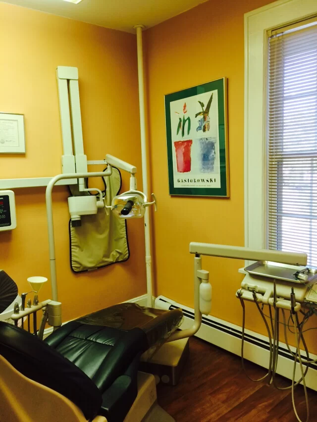 Bloom & Bloom, The Center For Excellence in Dentistry Picture 9