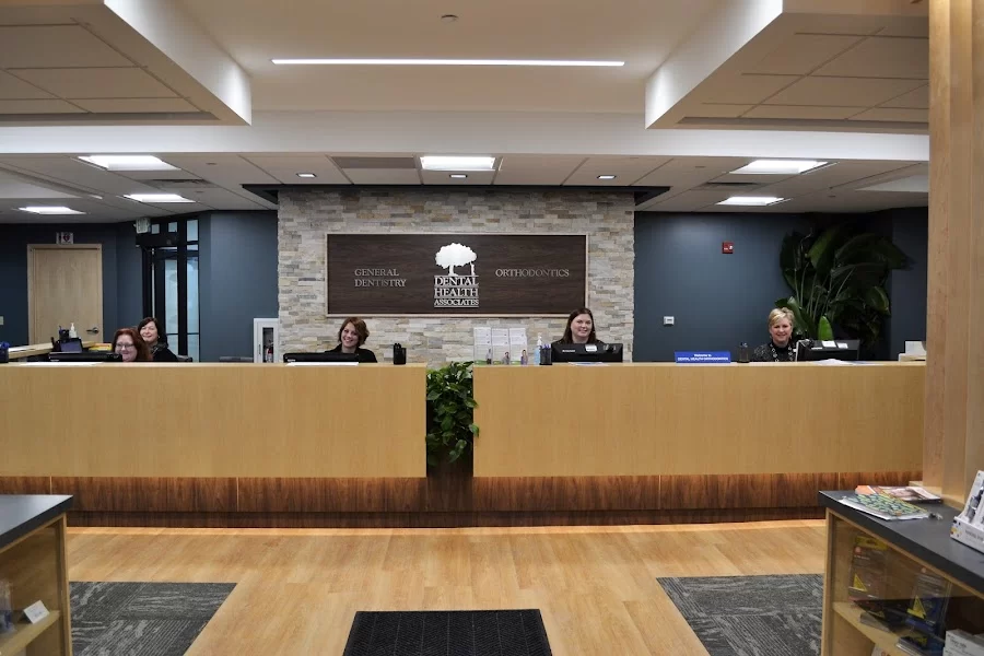 Dental Health Orthodontics - West Clinic Picture 3