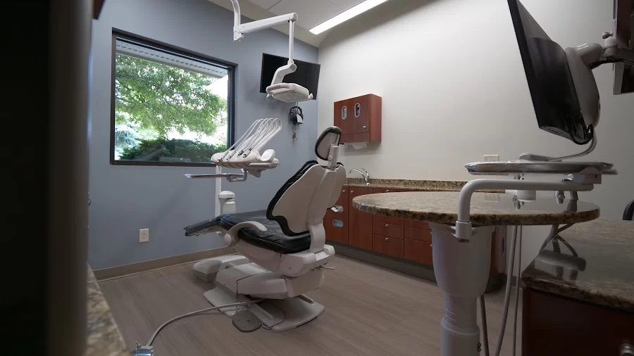 First Choice Dental- Madison West Picture 1