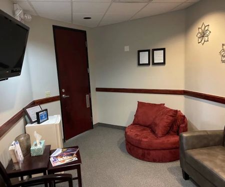 Dalley R Lindsey DDS