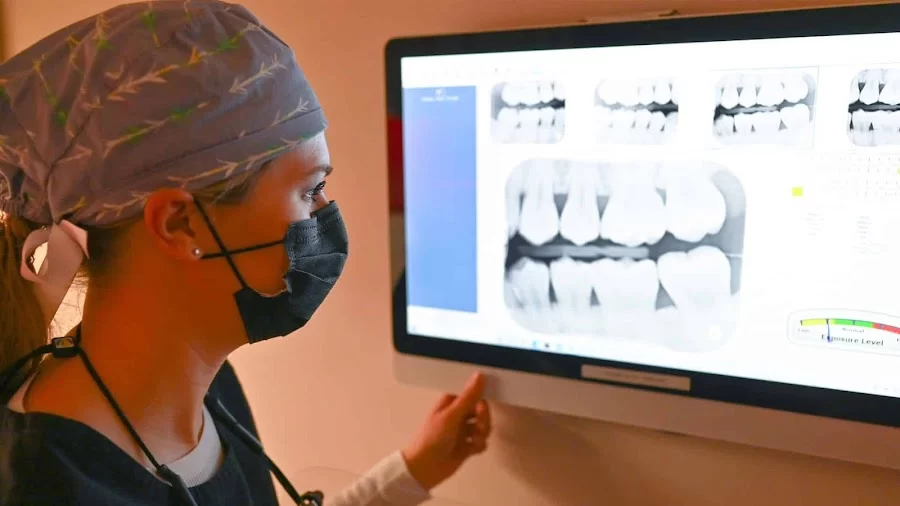 Dr. Hecklin: Family & Cosmetic Dentistry Picture 2