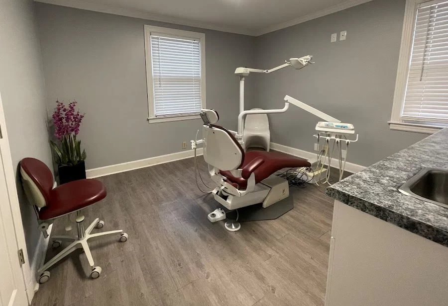 Thompson Lane Cosmetic and Family Dentistry Picture 3