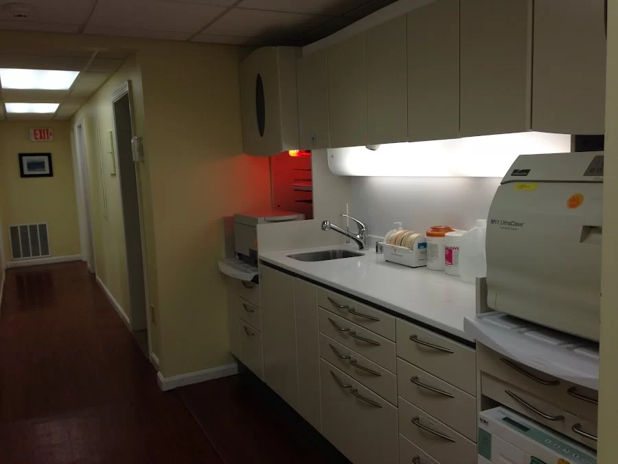 Jamie Italiane Decubellis, DDS and Associates- Gentle Family Dentistry Picture 3