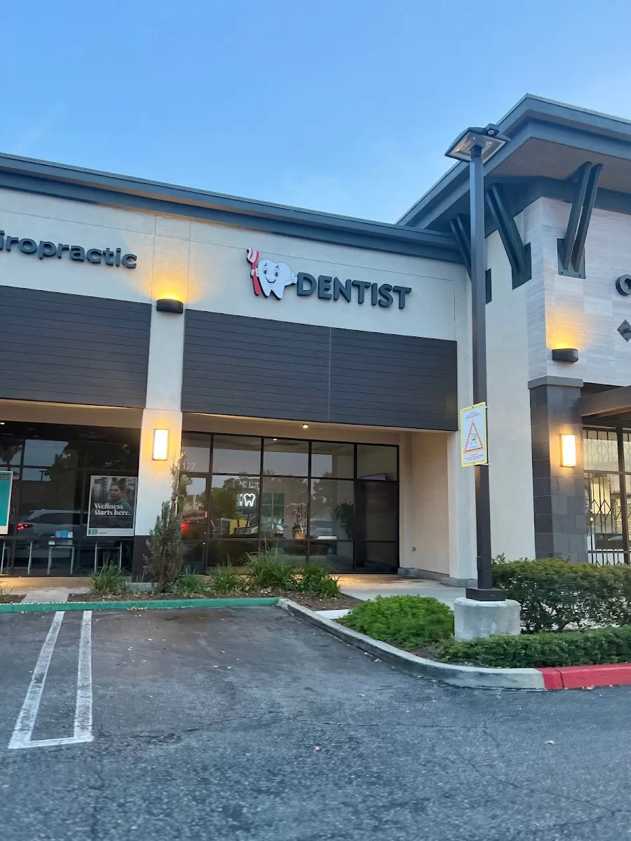 Ki lee dental corp Picture 4