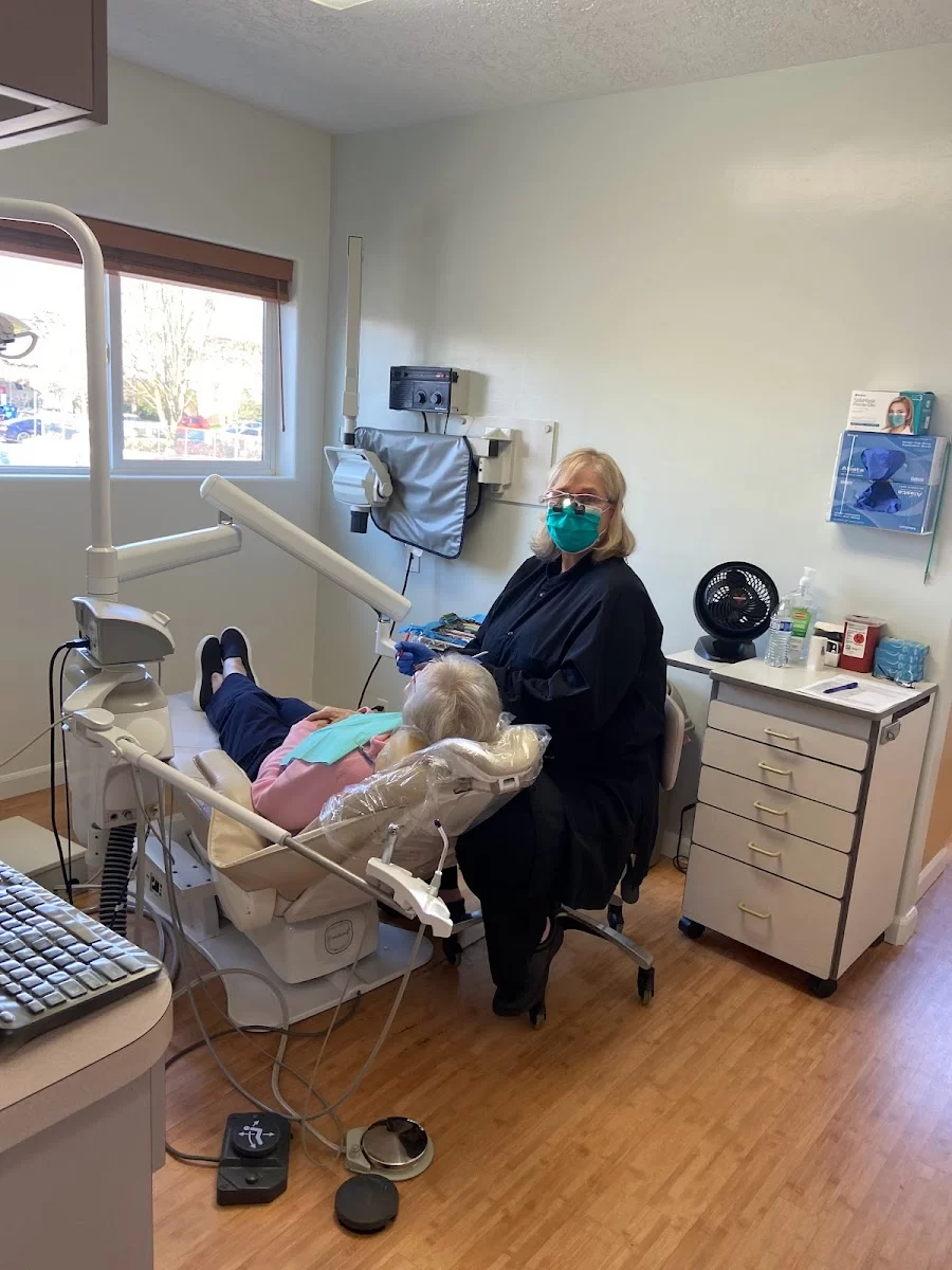 Hollywood Family Dentistry Picture 7