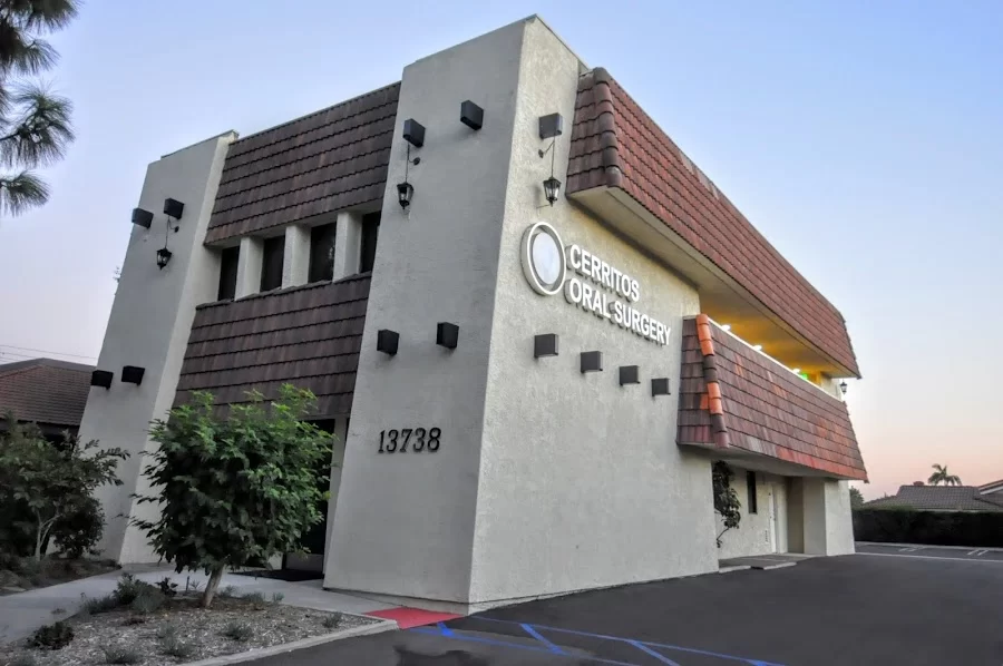 Cerritos Oral Surgery Picture 6