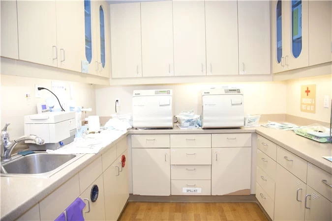 West Coast Dental of East Los Angeles Picture 4