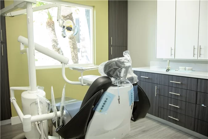 Downey Smile Center Picture 4