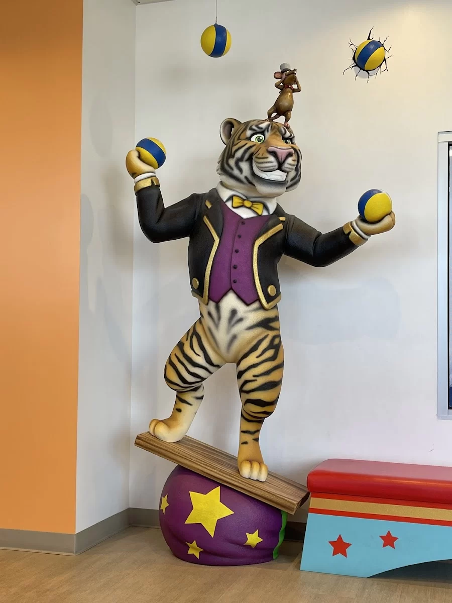 Magicland Children's Dental of Pacoima Picture 6