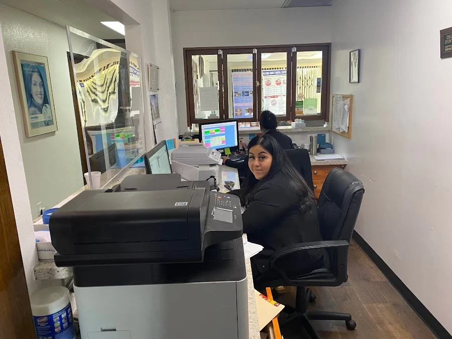 Pacoima Dental Center Picture 4
