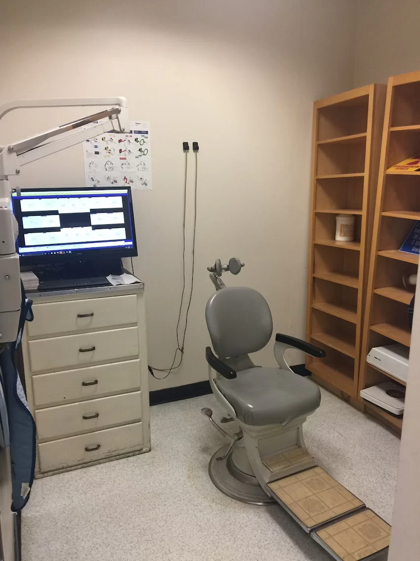 Pacific Dental and Implants Picture 10