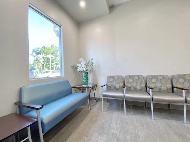 Kamran Hakim, DDS Picture 6