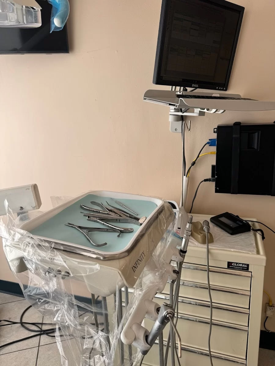 South Gate Dentistry & Orthodontics Picture 3