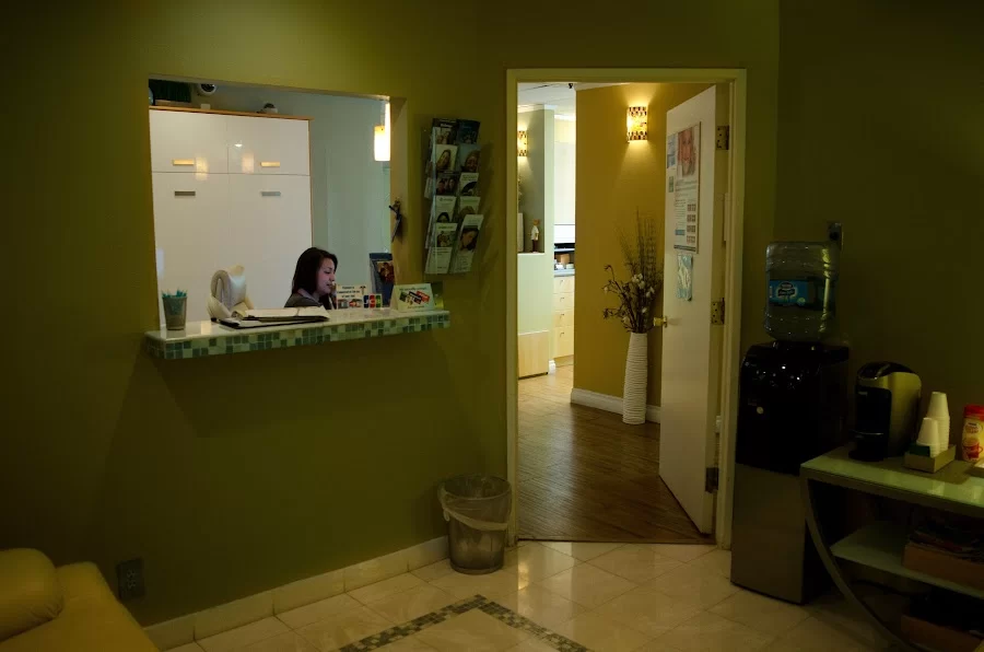 Honda Plaza Dental Clinic Picture 4