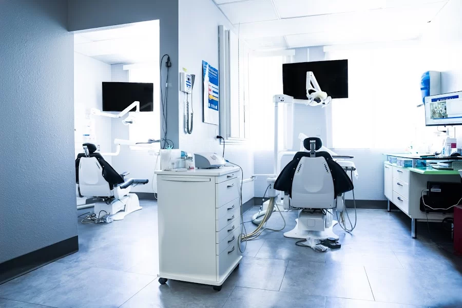 Gardena Dental Group Picture 4