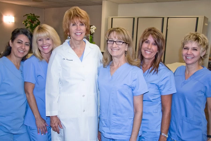 Encino Cosmetic Dentistry - Roberta Cerveny, DDS Picture 4