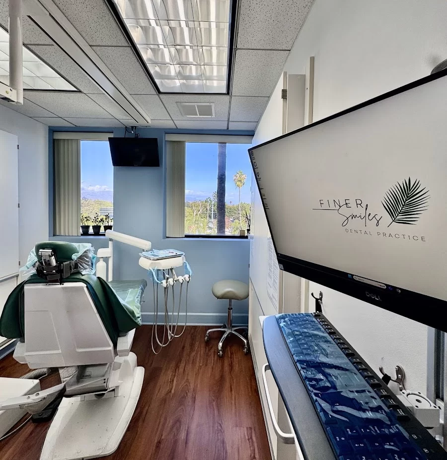 Finer Smiles Dental Practice Picture 3