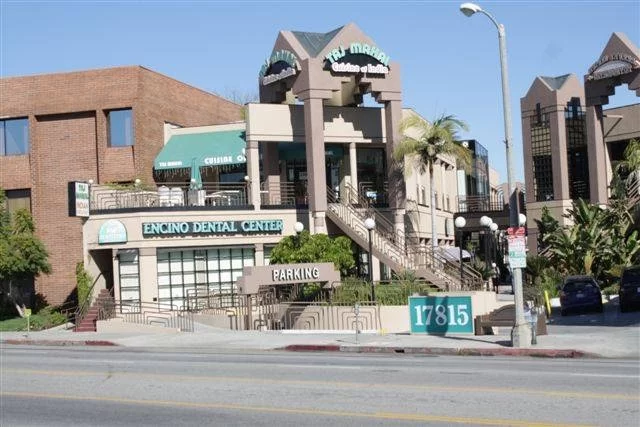 Encino Dental Center Picture 1